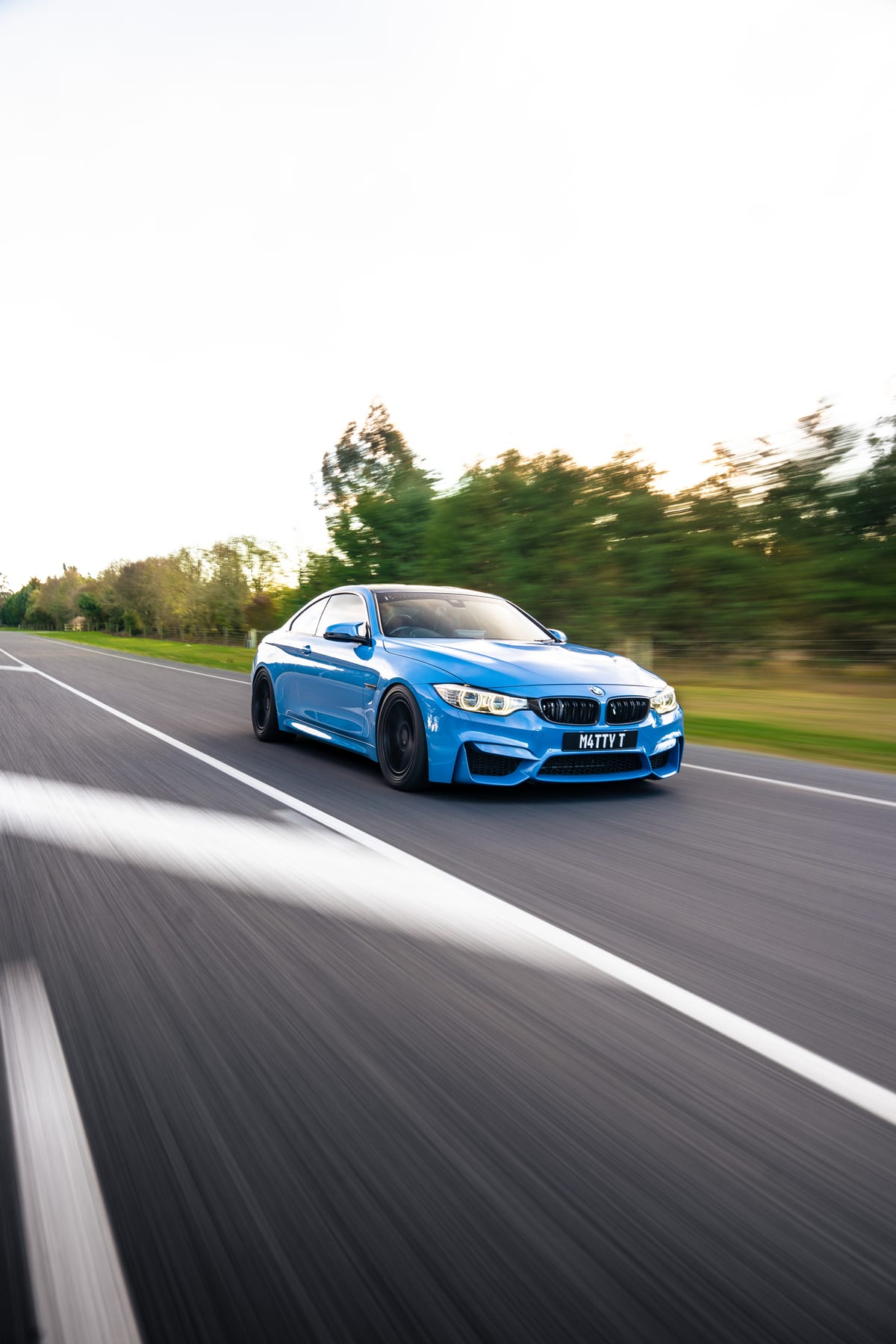 BMW M4 F82 rolling